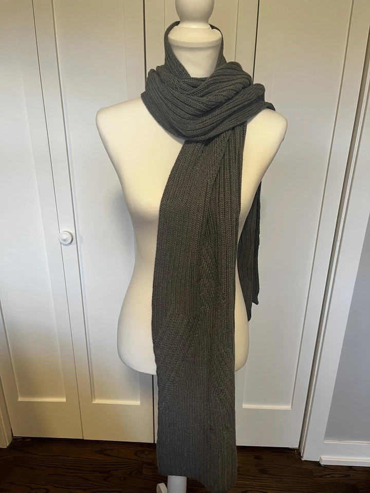 NUEVO NUEVO CON ETIQUETAS UGG Bufanda de invierno de punto gris, talla grande, mezcla de lana Foto 1 de 4
