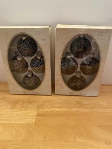 Beautiful Black / Silver Embellished Glass Christmas Balls, 2 Sets Of 4 - Picture 1 of 7