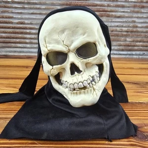 Vintage Easter Unlimited Skull reaper Full Face Mask with Hood - Picture 1 of 11