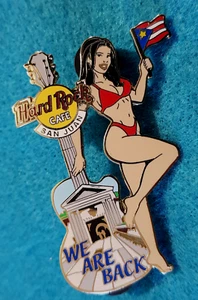 SAN JUAN GRAND WIEDERERÖFFNUNG ROTE BIKINI MÄDCHEN FLAGGE GITARRE Hard Rock Cafe PIN LE - Bild 1 von 1