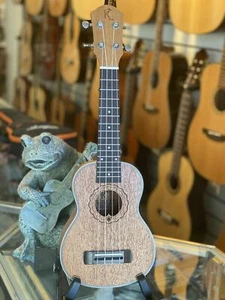 Kamehameha Ukulele KS-2 Soprano Mahogany - Picture 1 of 9