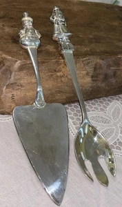 1980’s Wallace Silver- plated Christmas Serving Spoon & Cake/ Pie Server  - Picture 1 of 20