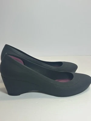 Tacones de tacón Crocs Lina Wedge negros para mujer talla 11 Foto 1 de 4