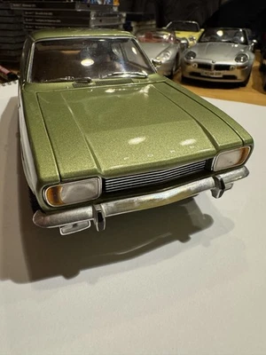  Ford Capri grün metallic 1:18 Modellauto Minichamps 1969-74  - Bild 1 von 4