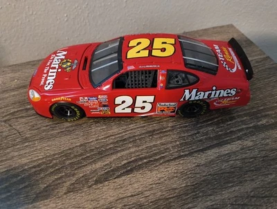 Coche diecast vintage 1999 Bobby Hamilton 25 Marines Ford Taurus 1/24 Hot Wheels Foto 1 de 4