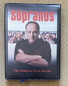 The SOPRANOS Season 1 Boxed Set with 4 DVDs James Gandolfini FREE SHIPPING - Picture 1 of 6