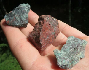 LOTE DE CRISTAL CHAKRA RAÍZ KUNDALINI NATURAL HERMOSO CUPRITA CARMESÍ RARO - Imagen 1 de 11
