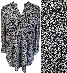 COCOMO Medium Black White Floral 3/4 sleeve women's PinTuck Blouse top shirt - Picture 1 of 18