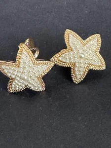 Orecchini Stella Marina AVON Tesori del Mare Finta Perla Tono Oro Clip On Vintage 1/2” - Foto 1 di 12