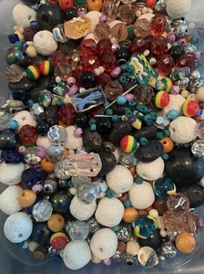 Vintage Loose Beads Lot 2 Lbs Glass Shell Metal Jewelry Making Crafting Lbs958 - Picture 1 of 16
