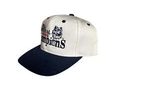 UCONN 1999 NATIONAL CHAMPIONS HAT 25 YEARS OLD NEW CONDITION RARE NEVER WORN - Picture 1 of 4