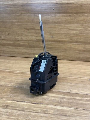 Оригинальный переключатель автоматической коробки передач для Volkswagen Golf 2015-2019 годов выпуска 5Q1713041A - Изображение 1 из 4