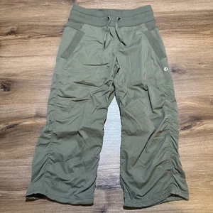 Lululemon Women 2 Dance Studio Crop Joggers Lightweight Athletic Pants Olive 19” - Picture 1 of 12
