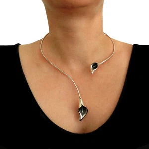 Large Calla Lily Flower Hallmarked 925 Sterling Silver Choker Torc Necklace - Picture 1 of 7