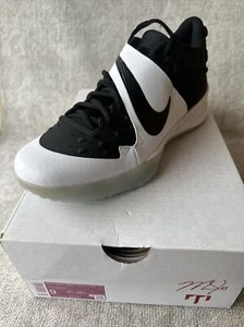 NIB Men's Nike Force Zoom Trout 6 Turf Shoes Black White Size 9 - Picture 1 of 8