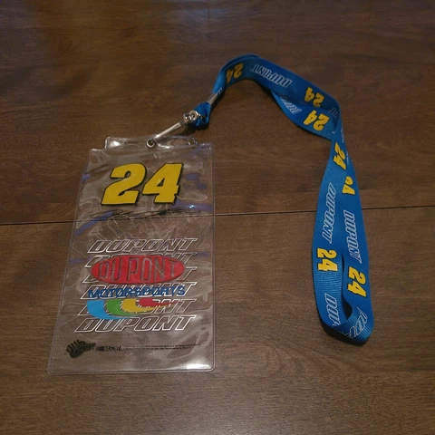 Nice Jeff Gordon #24 Dupont Ticket Holder And Lanyard. NOS Cover