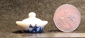 Delft Style Covered Baking Pan Bowl Windmill Kitchen 1:12 Miniature B9912 - Picture 1 of 6