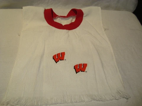 Wisconsin Badgers Hand Crafted Handmade/Tea Towel Children's/Baby Bib Cover