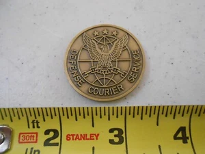 RARE UNITED STATES DEFENSE COURIER SERVICE TRANS COMMAND MILITARY CHALLENGE COIN - Picture 1 of 3