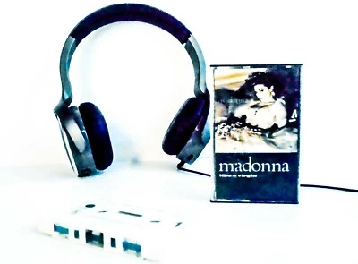 Madonna / Like A Virgin / Cassette Tape / 1984 - Sire - 9 25157-4  - Image 1 of 4