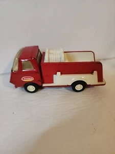 Tiny Tonka Fire Engine Pumper Truck - Picture 1 of 8