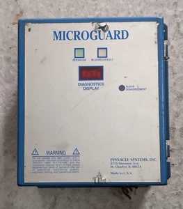 Pinnacle Microguard MG-32-0F-AU-DS Safety Light Curtain Control Box - Picture 1 of 5