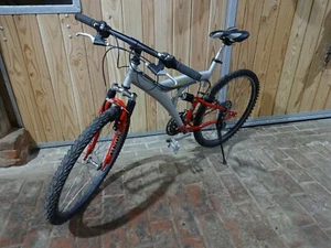 PREMIERE WORLD - KULT MOUNTAINBIKE MTB FULLY - SHIMANO 21 GANG - 26 ZOLL SILBER - Bild 1 von 7