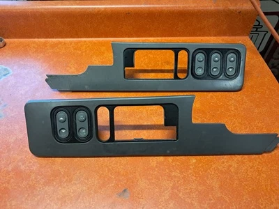 Chevrolet GMC Truck Suburban Blazer 1988-1994 paneles de interruptores interiores de ventana/bloqueo Foto 1 de 4