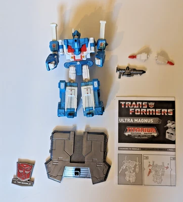 Hasbro Transformers Titanium Series ULTRA MAGNUS action figure - Изображение 1 из 4