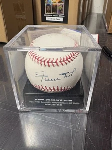 Willie Mays Signed Baseball PSA Graded Say Hey COA - Picture 1 of 2