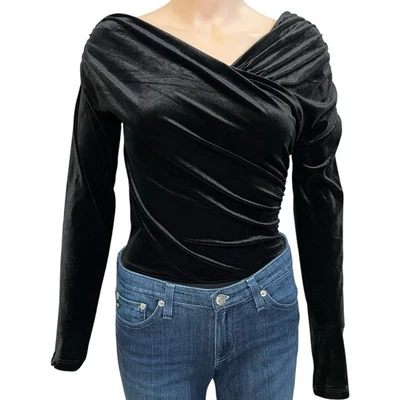 Body Express Body Contour Pequeño Asimétrico Manga Larga Negro Acanalado Ajustado Foto 1 de 4