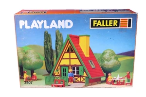 Faller Playland A-Frame Chalet Play Set 3407 - Foto 1 di 4