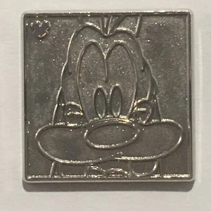 Goofy Chaser Character Faces Collection 2012 Hidden Mickey DLR Disney Pin 88753 - Picture 1 of 2