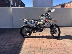 Husqvarna 250 Enduro - Picture 1 of 8