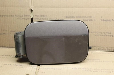 BMW 550i E60 2006 2007 2008 2009 2010 puerta de llenado de combustible gris amatista A09 Foto 1 de 4