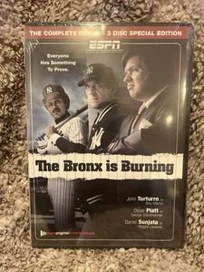 The Bronx Is Burning Complete Series ESPN 3 DVDs Special Edition 2007 New Sealed - Foto 1 di 3