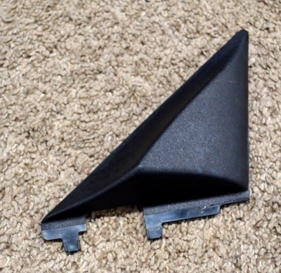 1990-1993 TOYOTA CELICA MIRROR TRIM PANEL BOLT COVER BEZEL USED RH PASSENGER Foto 1 de 4