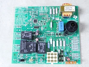 TRANE D672386P01 Furnace Control Circuit Board - Picture 1 of 3