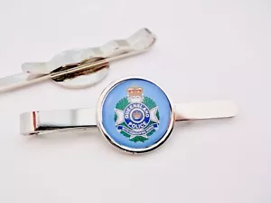 QUEENSLAND POLICE BADGE AUSTRALIA TIE SLIDE TIE GRIP PIN BAR CLIP GIFT - Picture 1 of 2