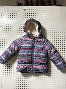 Niñas pequeñas Oshkosh B'gosh Chaqueta de invierno con capucha Abrigo talla 4T - Imagen 1 de 3