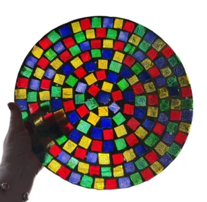 Piatto/piatto/vassoio in vetro artistico mosaico rotondo decorazione multicolore 13" anni 70-80 vintage - Foto 1 di 4