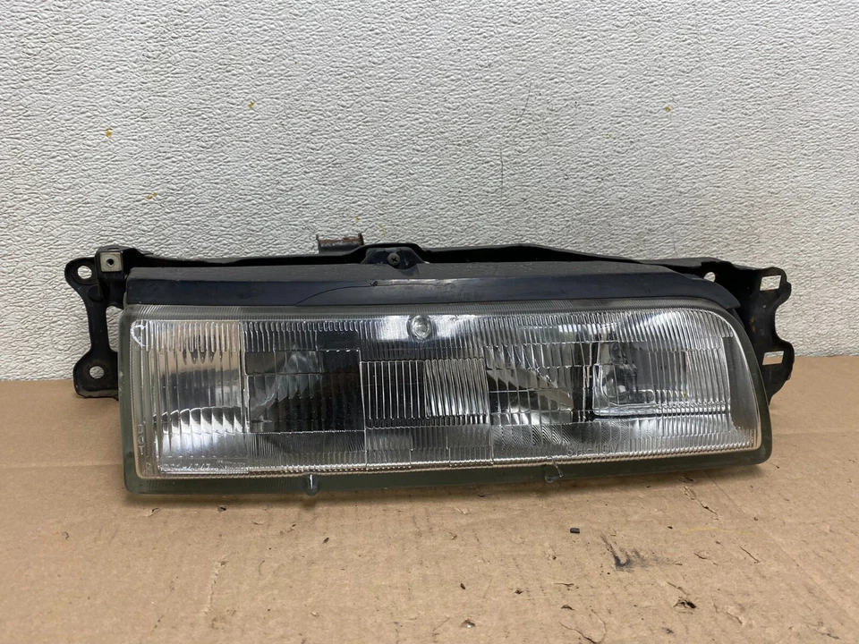 1988 to 1992 Mazda MX-6 Right Passenger RH Headlight i4298 DG1 OEM - Image 1 of 4