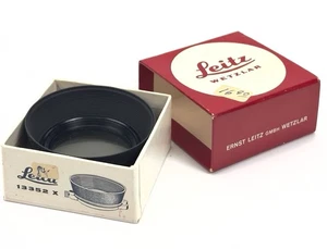 LEITZ/LEICA #13352 X COMBINATION SWING-OUT "POLARIZING" FILTER/HOOD 42MM IN BOX - Picture 1 of 11