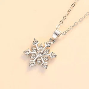 .925 Silver Delicate Small Snowflake Pendant Necklace w/ Crytsal Highlights - Picture 1 of 5