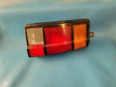 84 85 HONDA CIVIC RIGHT TAIL LIGHT STATION WAGON  98345 - Image 1 of 3