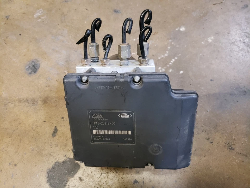 2000 2001 2002 年林肯 LS ABS PUMP 模块 1W43-2C219-CC IVD — 第 1/3 张图片