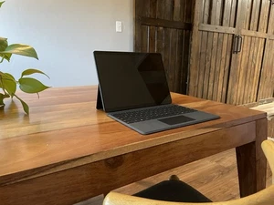 Microsoft Surface pro 9 16gb Ram 256GB ssd No flaws! - Picture 1 of 7