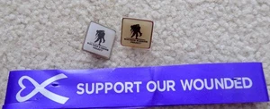 Wounded Warrior Project ~ 2 ~ Anstecknadel ~ mit lila Band - Bild 1 von 3