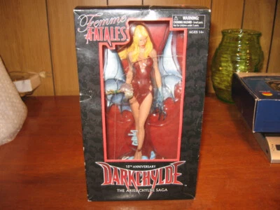 Diamond Select Femme Fatales 15 aniversario Bruja de la Rosa Negra Darkchylde 9" Foto 1 de 4