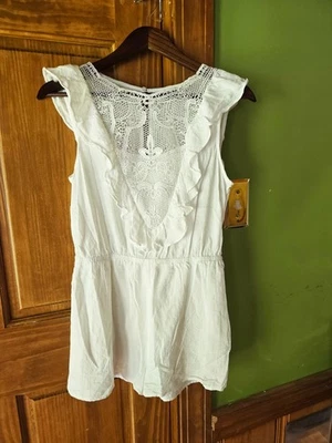 Комбинезон Express белый кружевной с оборками спереди без рукавов размер S #709A - Изображение 1 из 4